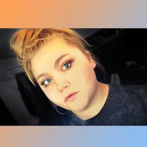 Meet your Posher, Jade